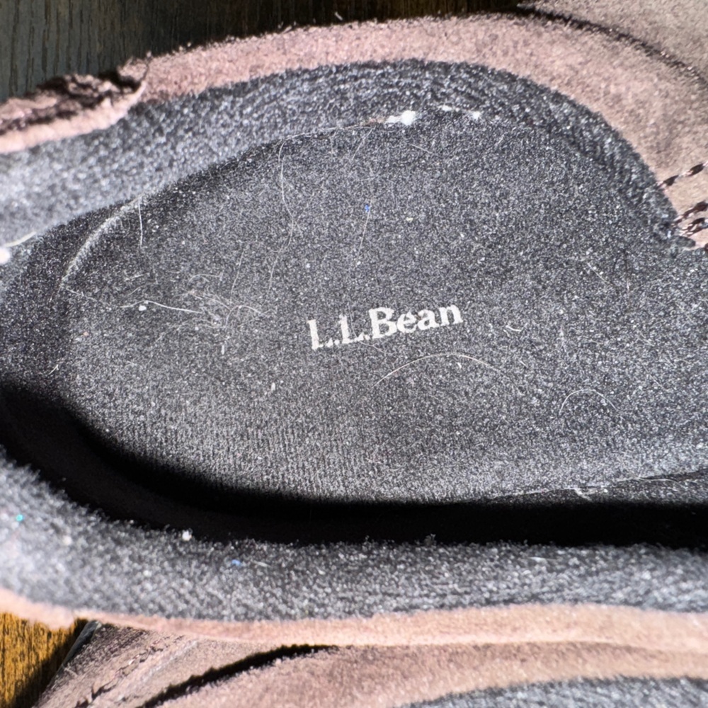 L.L. Bean Dark Brown Suede Women’s Slip-on Comfort Mocs
Size 9 - Picture 4 of 7